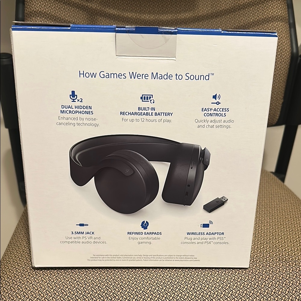 PlayStation Pulse 3D Wireless Headset - Picture 2 of 16
